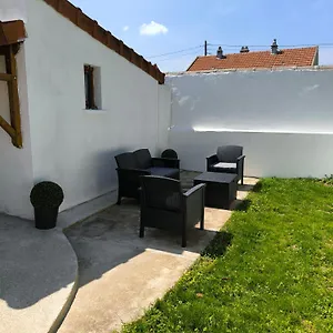 Maisonnette Independante , Morangis (Essonne) France